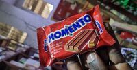 Chocolat au lait avec gaufrettes