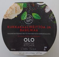 Kukkakaalikeittoa ja basilikaa