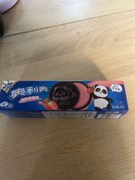 Strawberry Oreos