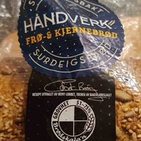 Steinovnsbakt surdeigsbrød