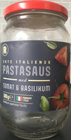 Pastasaus med tomat og basilikum