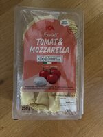 Pasta Färsk Ravioli Med Tomat Och Mozzarella