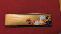 Milk chocolate with raisins and hazelnuts