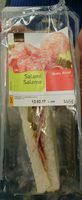Sandwich garni de salami