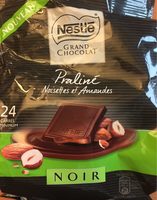 Grand Chocolat Carrés chocolat noir praliné, noisettes et amandes le paquet de 24 180 g