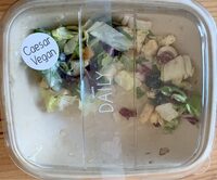 Salade mêlée avec produit à base de protéines végétales