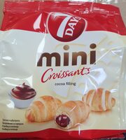 Mini Croissants cocoa filling
