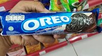 Oreo Dark and White Chocolate Flavoured Cream Sandwich Cookies