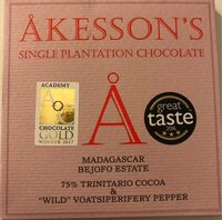 Chocolate & voatsiperifery pepper