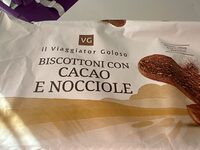 Biscottini con cacao e nocciole