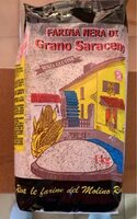 Farina nera di grano saraceno
