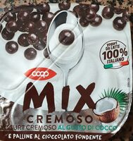 Yogurt al gusto cocco e palline al cioccolato fondente