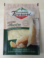 Italienischer Hartkäse gerieben