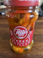 Grilled peppers in oil