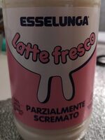 Latte fresco parzialmente scremato