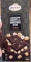 Cioccolato fondente con nocciole intere