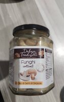 Funghi coltivati in olio di girasole