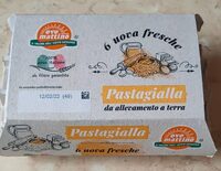 Uova fresche a pasta gialla