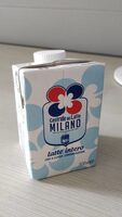 Latte intero UHT a lunga conservazione