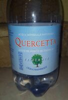 Acqua minerale naturale frizzante