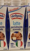 Latte parzialmente scremato microfiltrato uht