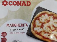 Pizza margherita stesa a mano