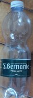 Acqua minerale frizzante