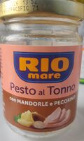 Pesto al tonno con mandorle e pecorino