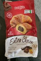 Extra choco croissant