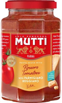 Tomatensaus met kaas Parmigiano Reggiano