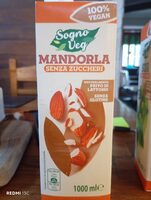 Bevanda vegetale a base di mandorla