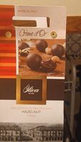 Milk chocolate praline with hazelnut cream