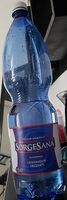 Acqua minerale leggermente frizzante