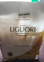 Pates alimentaires de semoule de blé dur