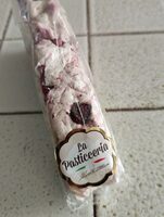 Torrone tenero variegato con crema e frutti di bosco.