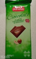 Cioccolato al latte con granella di nocciole