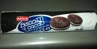 Biscotti al cacao ripieni di crema alla vaniglia