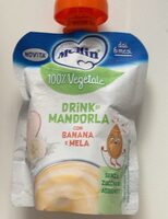 Drink di mandorla con banana e mela