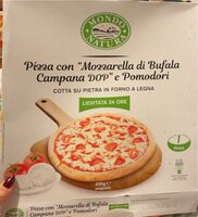 Pizza con mozzarella di bufala campana DOP e pomodori