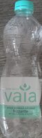 Acqua minerale naturale frizzante