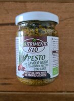 Pesto au chou noir et tomates séchées