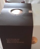 Oro Nero Colomba con gocce di cioccolato