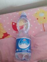 Acqua naturale