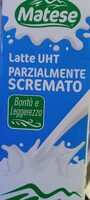 Latte uht parzialmente scremato