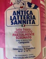 Latte fresco pastorizzato parzialmente scremato
