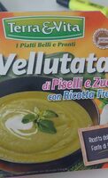 Vellutata di piselli e zucchine con ricotta fresca
