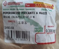 Peperoncini piccanti a mazzi