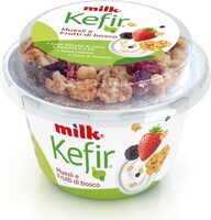 Kefir muesli e frutti di bosco