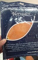 Salmone affumicato norvegese