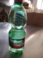 Acqua naturale